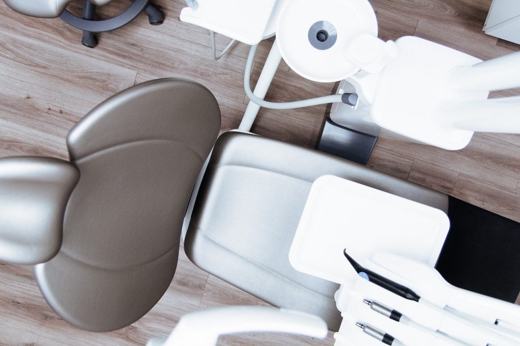 How nitrogen gas is generated in the medical industry